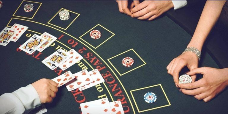 Cách chơi Blackjack đơn giản và hiệu quả